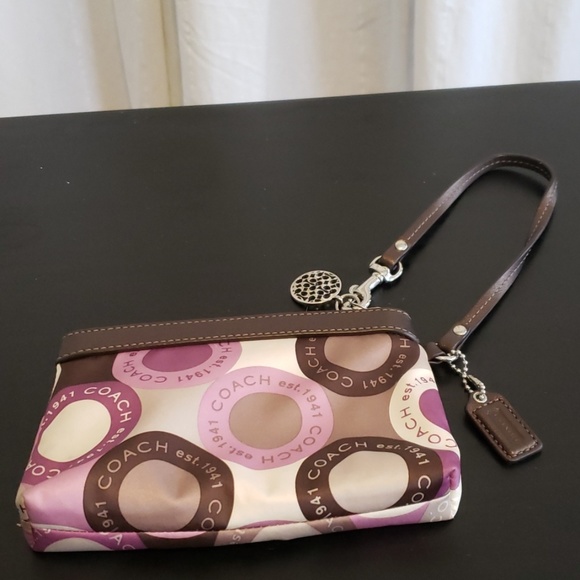 Wristlet - Picture 2 of 3